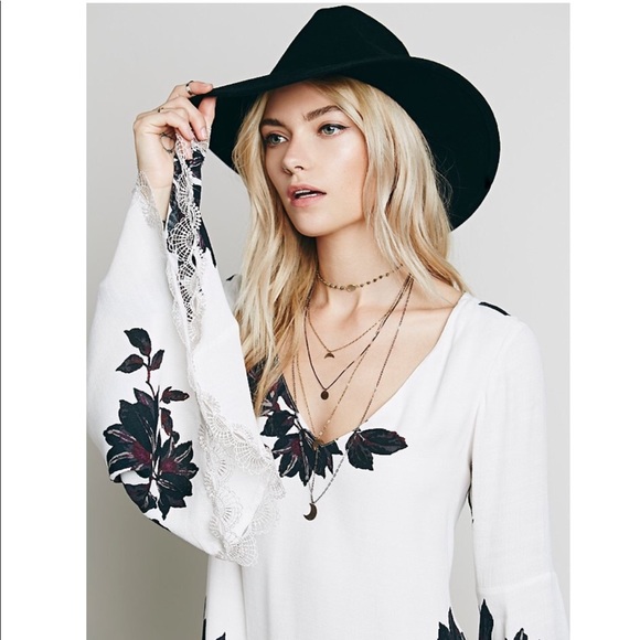 NEW FREE PEOPLE Coachella wanderer bell sleeve - Picture 3 of 5